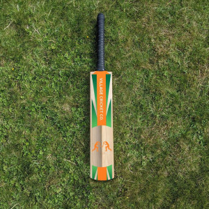 VILLAGE CRICKET CO Junior Bat